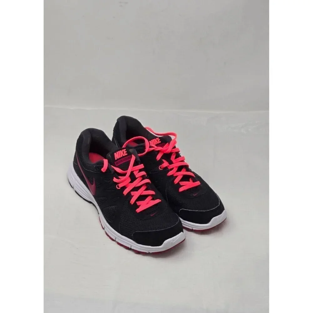 Nike Women's Black Revolution 2 Sneakers Athletic Shoes size 10